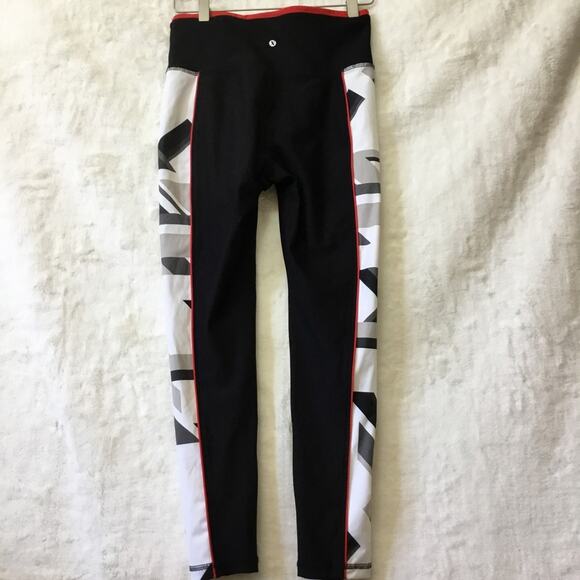 Xersion Athletic Black with White Pattern Legging - Picture 5 of 9